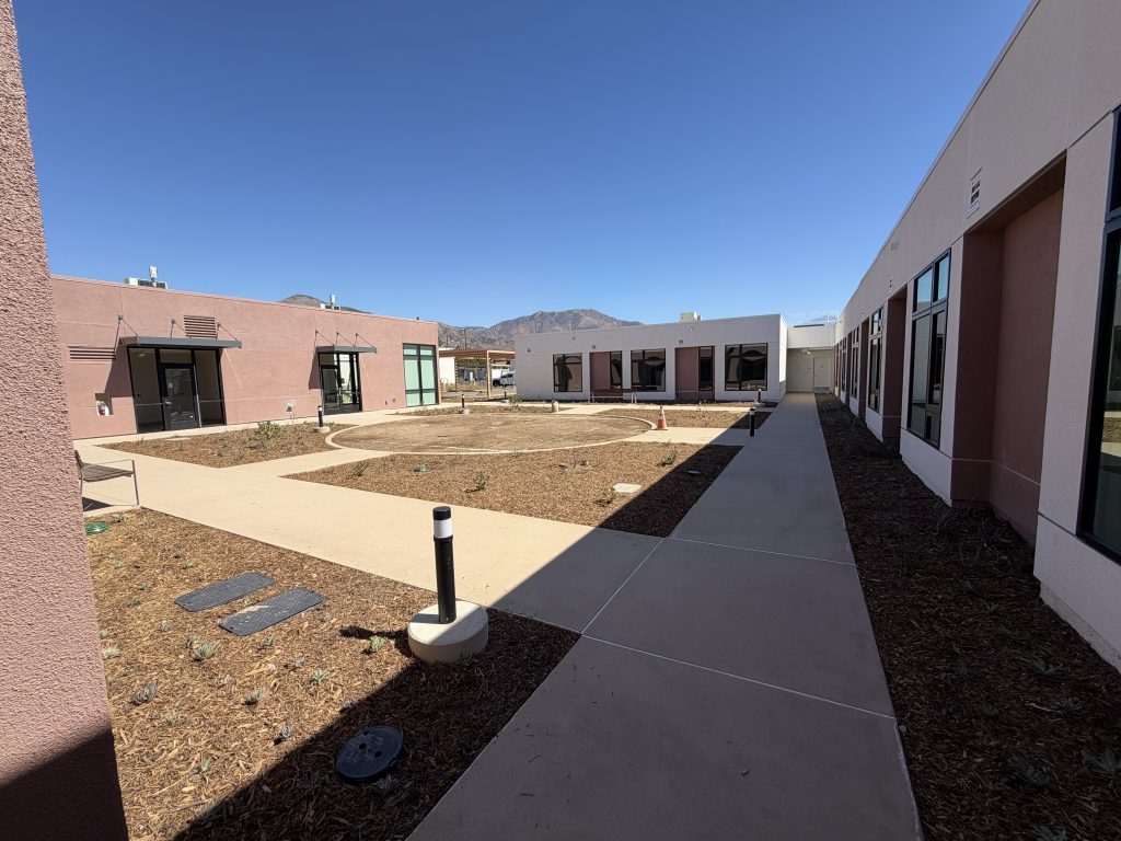 Highland Creek Courtyard photo