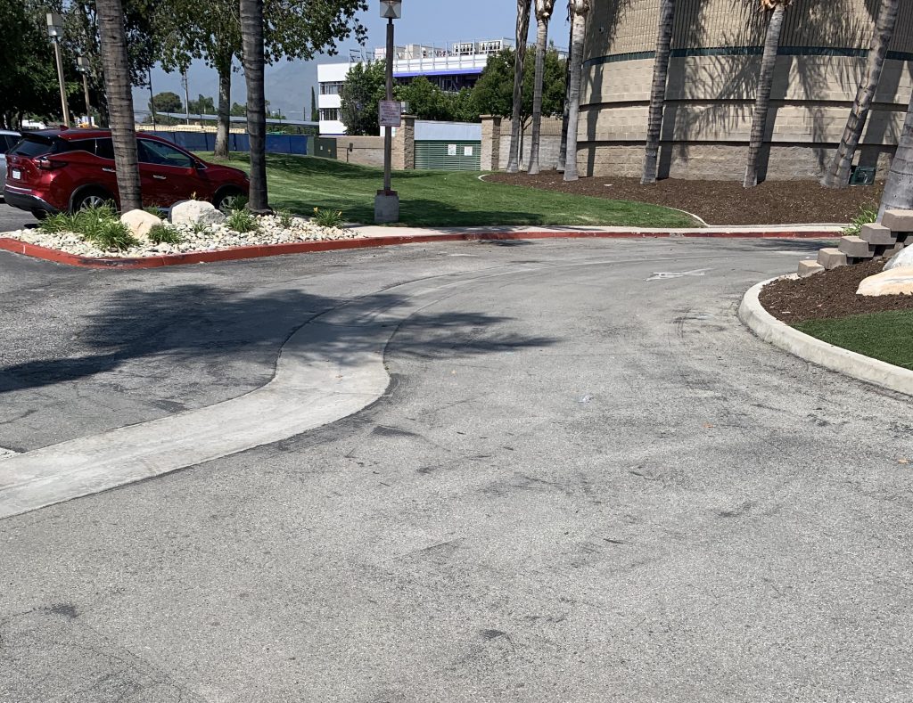 SHR Coroner - Curb BEFORE